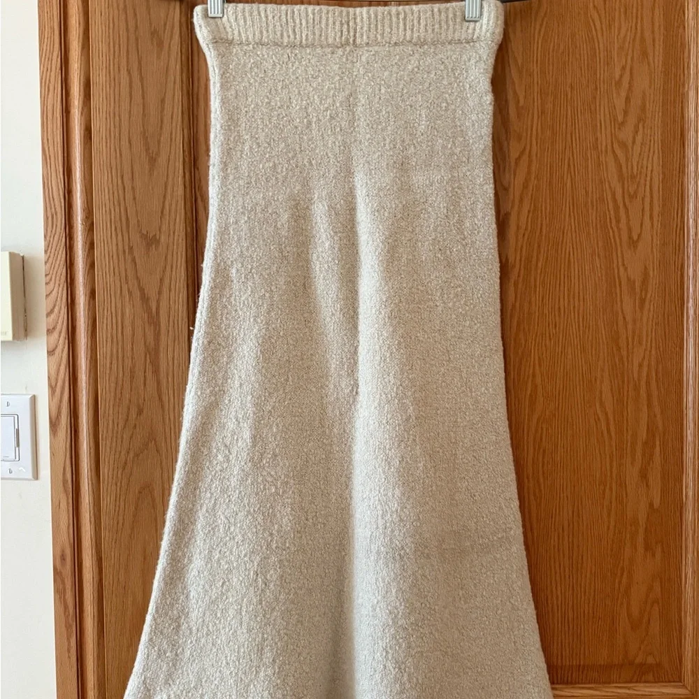 Stylein Cream Knit A-Line Maxi Skirt - Picture 3 of 4
